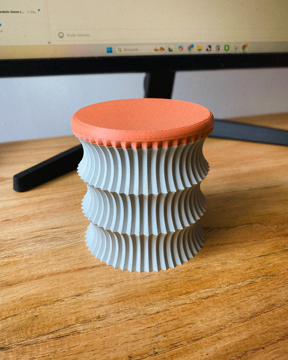Flic Container