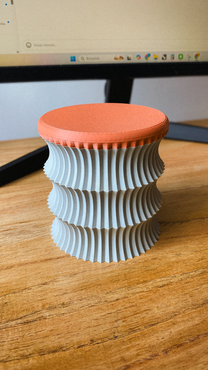 Flic Container