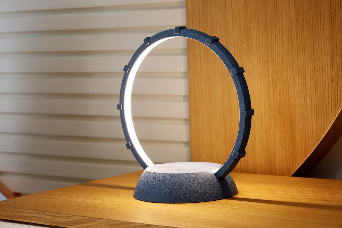 Iap Figurine Light Presenter Arc