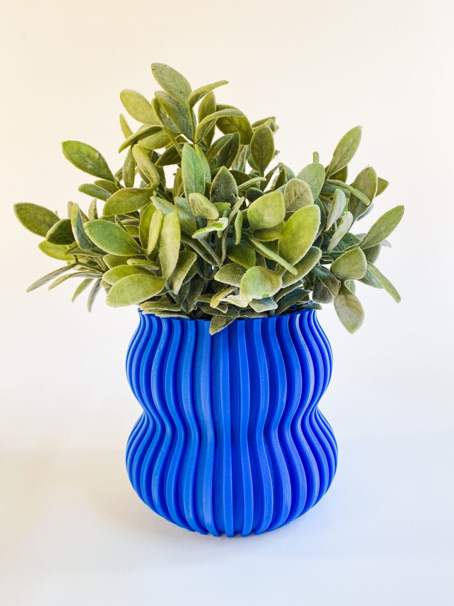 Mini Wobble Vase, 3D Printed Ribbed Planter