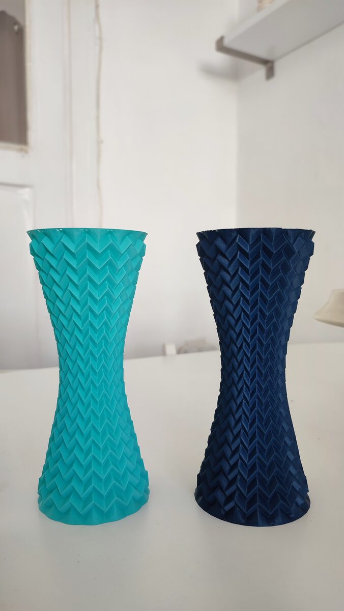 Vivo Chevron Hourglass Vase, 3D Printed Zigzag Flower Vase