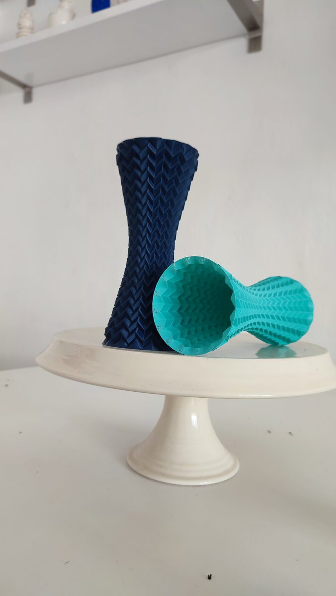 Vivo Chevron Hourglass Vase, 3D Printed Zigzag Flower Vase
