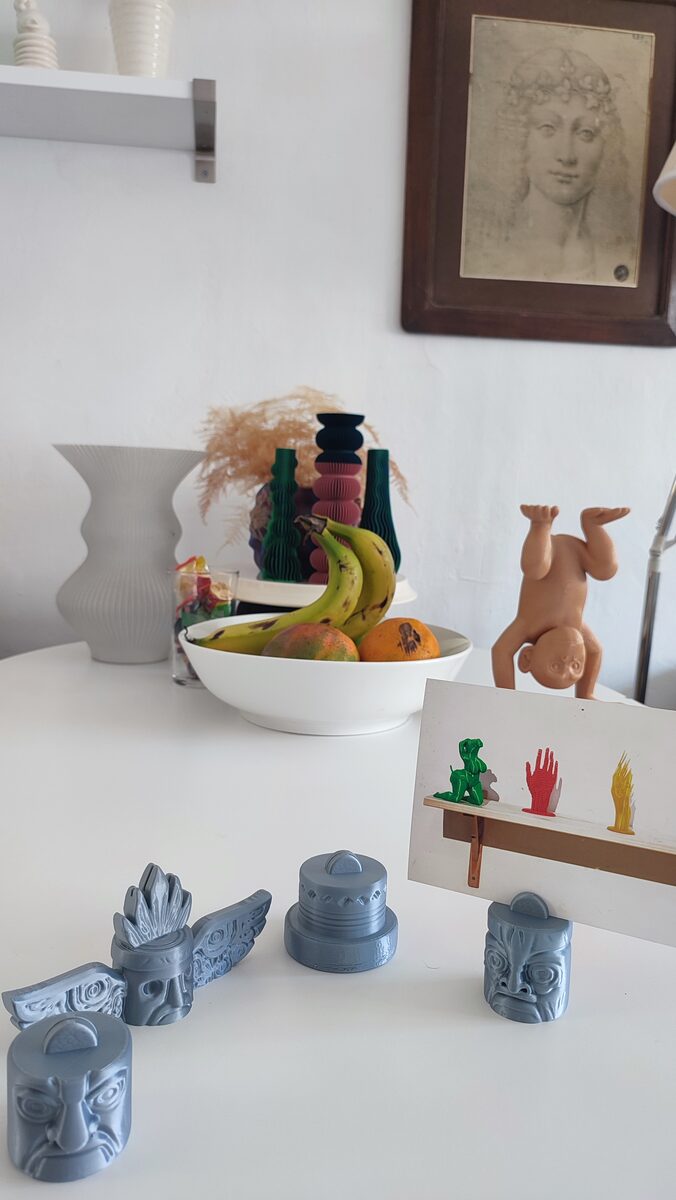 Totem Card & Photo Display