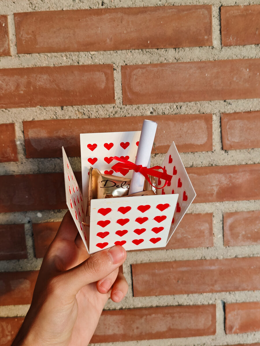 Foldable Valentine Gift Box