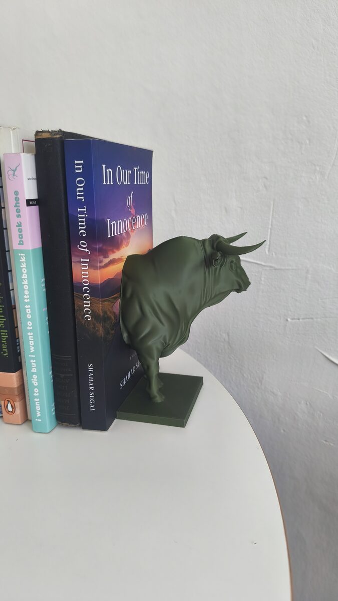 Bull Bookends