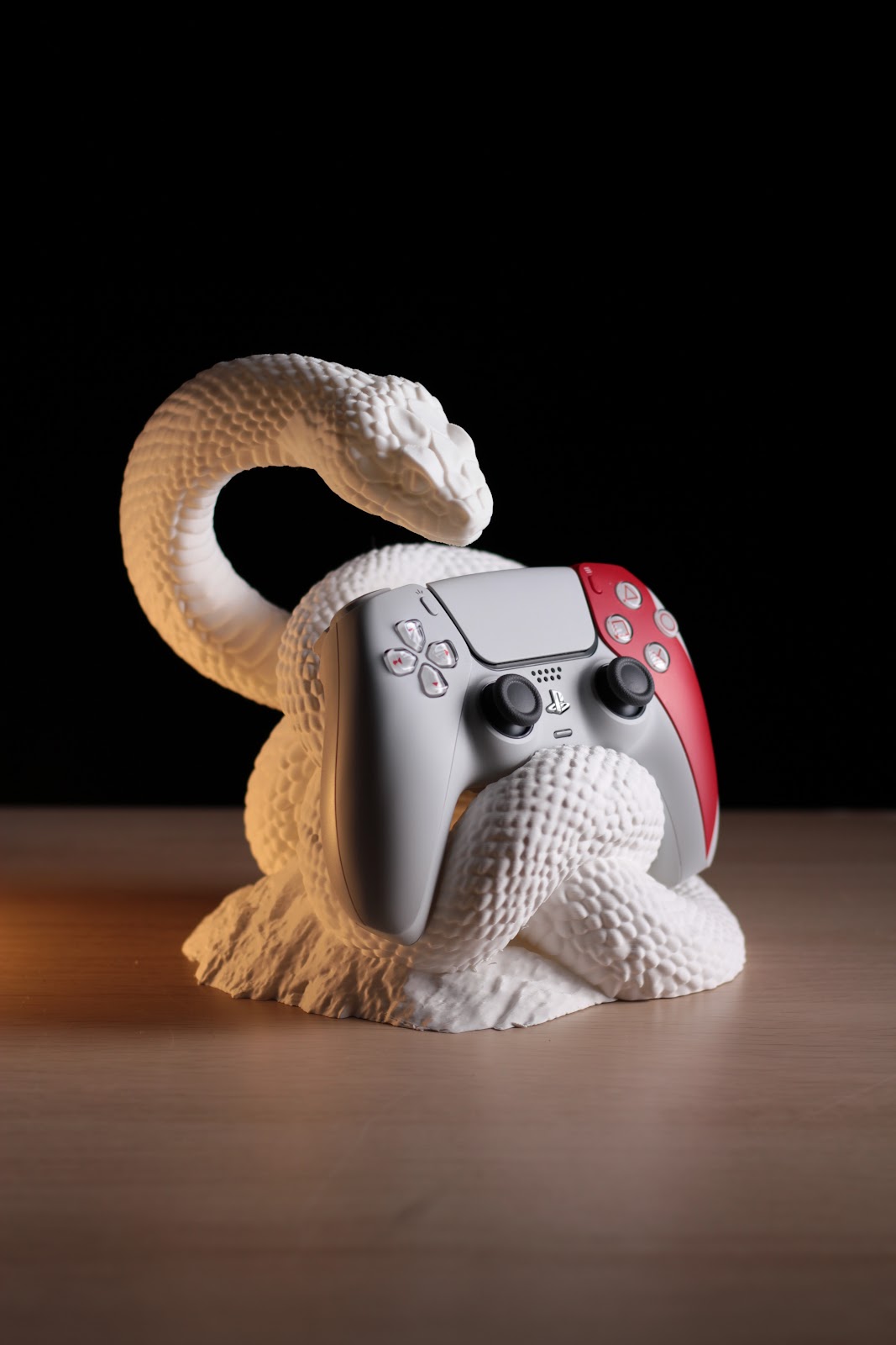 Serpens Snake PS5 Controller Stand