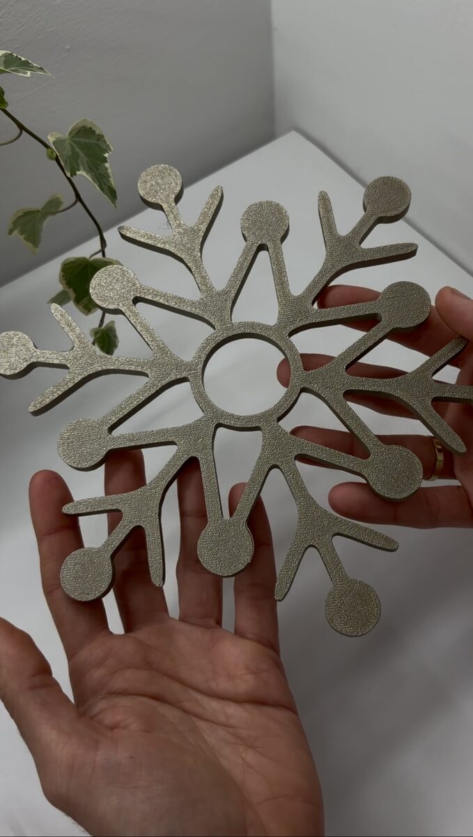 Giant Snowflake Magnet