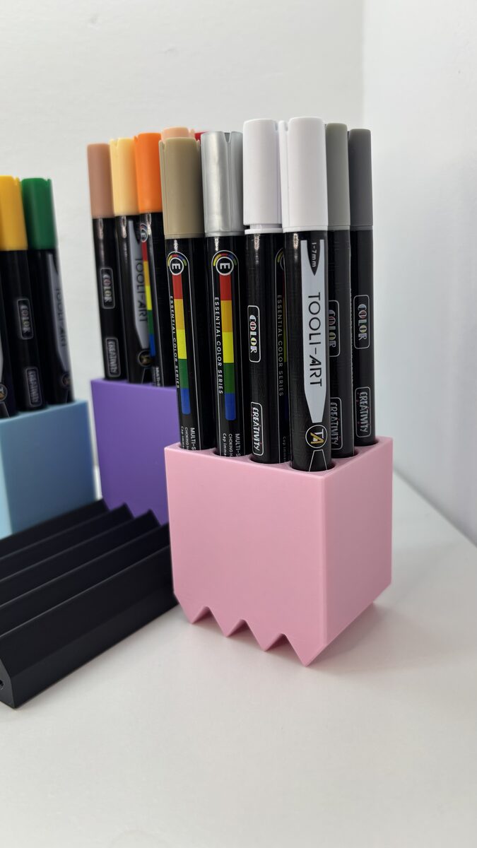 Modular & Customizable Desk Markers/pens Organizer