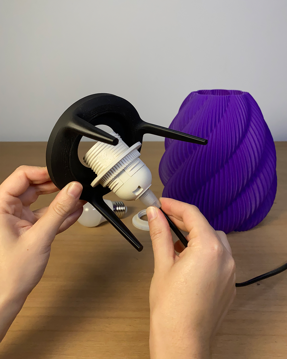 Kamba Table Lamp