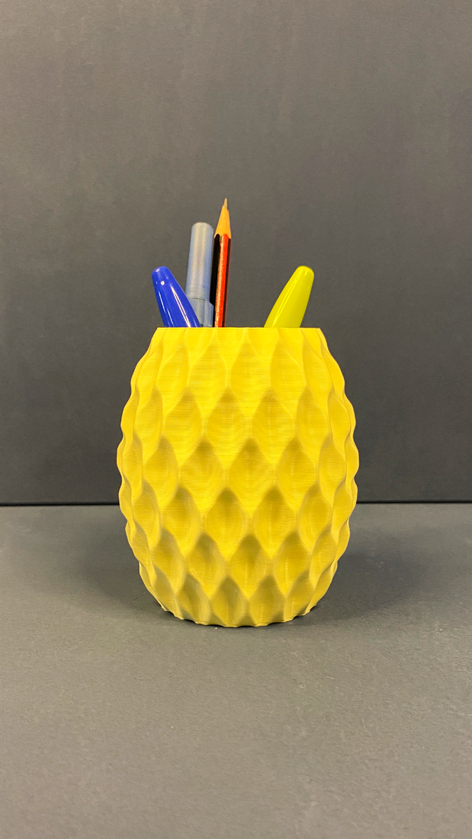 Wavy Pen Holder
