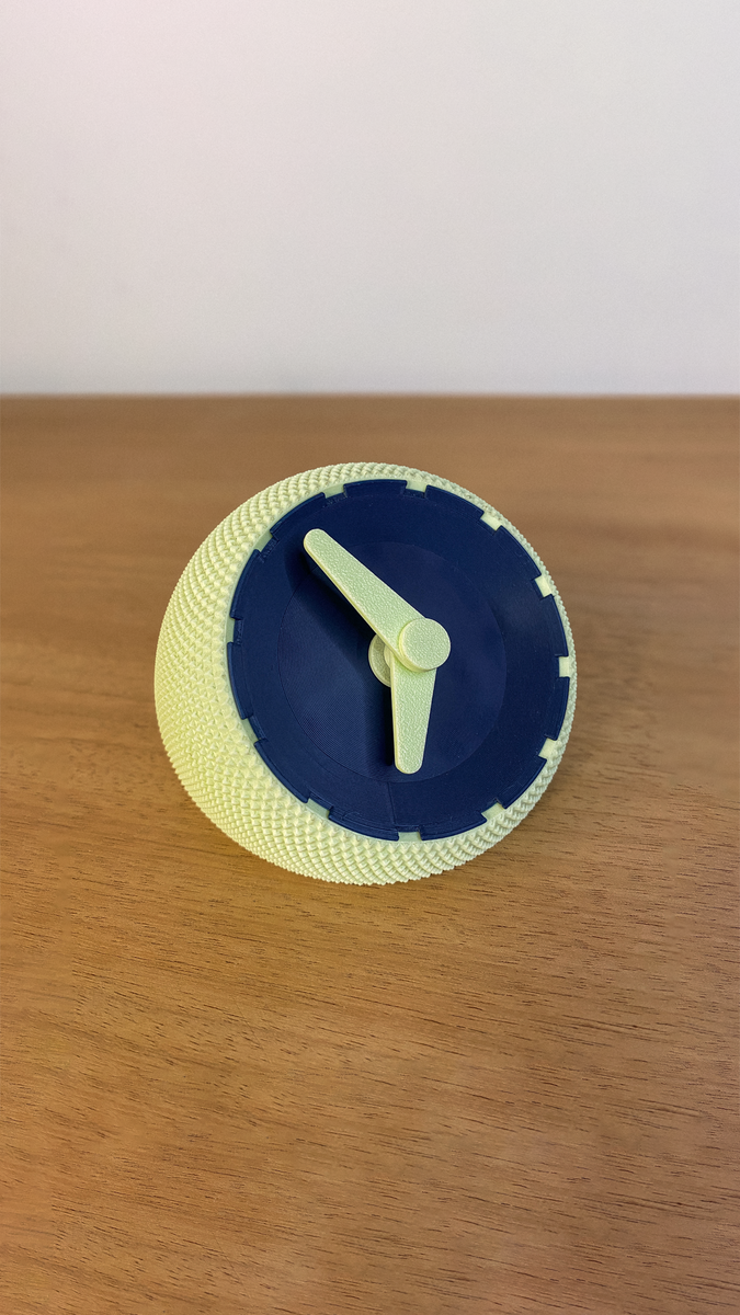 Lola Table Clock