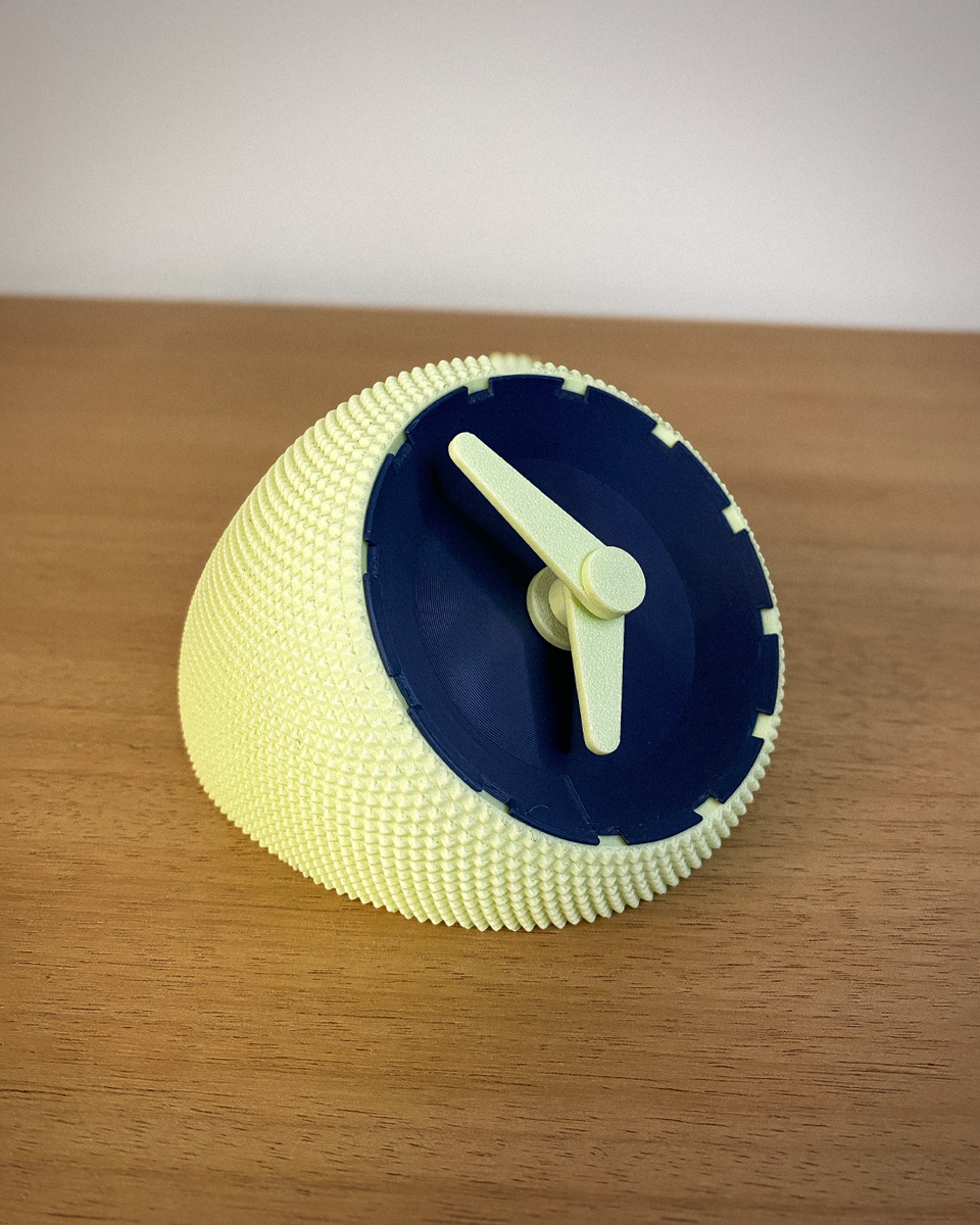 Lola Table Clock