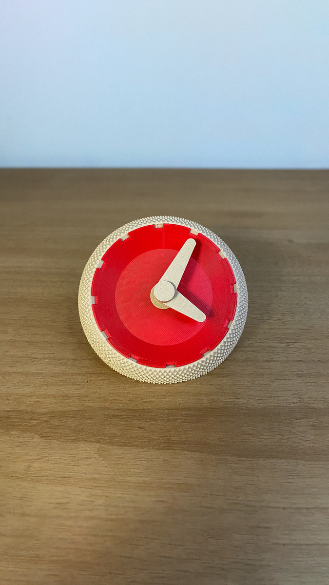 Lola Table Clock