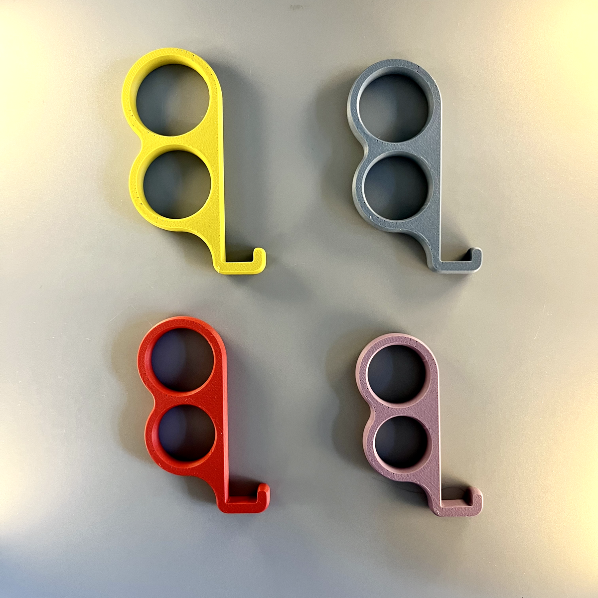 6fingered – The Phone Finger Evolution Forgot