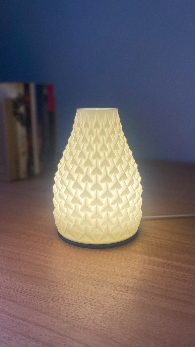 Pinn Table Lamp - Dragon Egg Lampshade