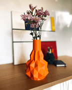 Low-Poly Faceted Flower Vase, 3D Printed Geometric Decor