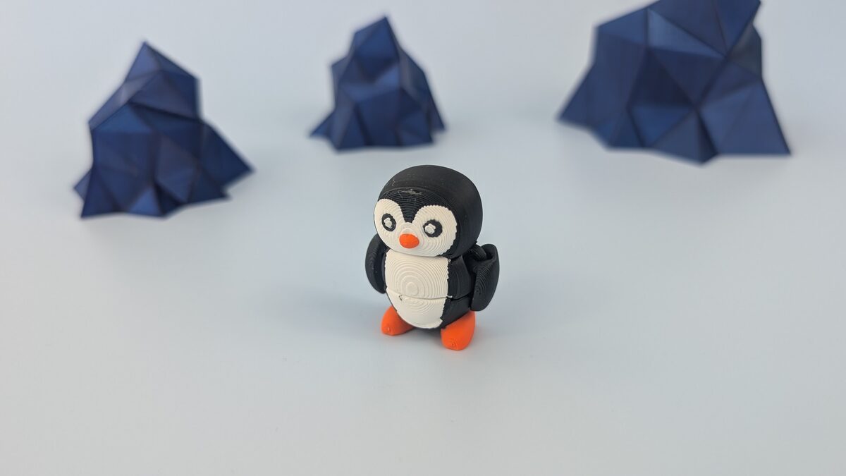 Penguin - Articulated Figure Keychain
