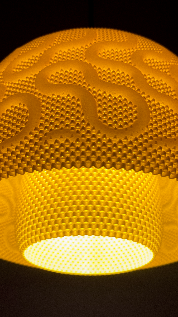 Seamless Pendant Lamp