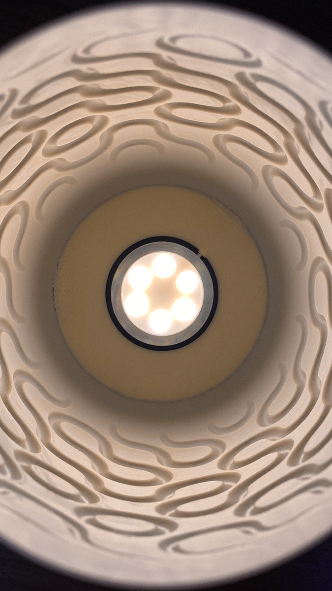 Seamless Table Lamp