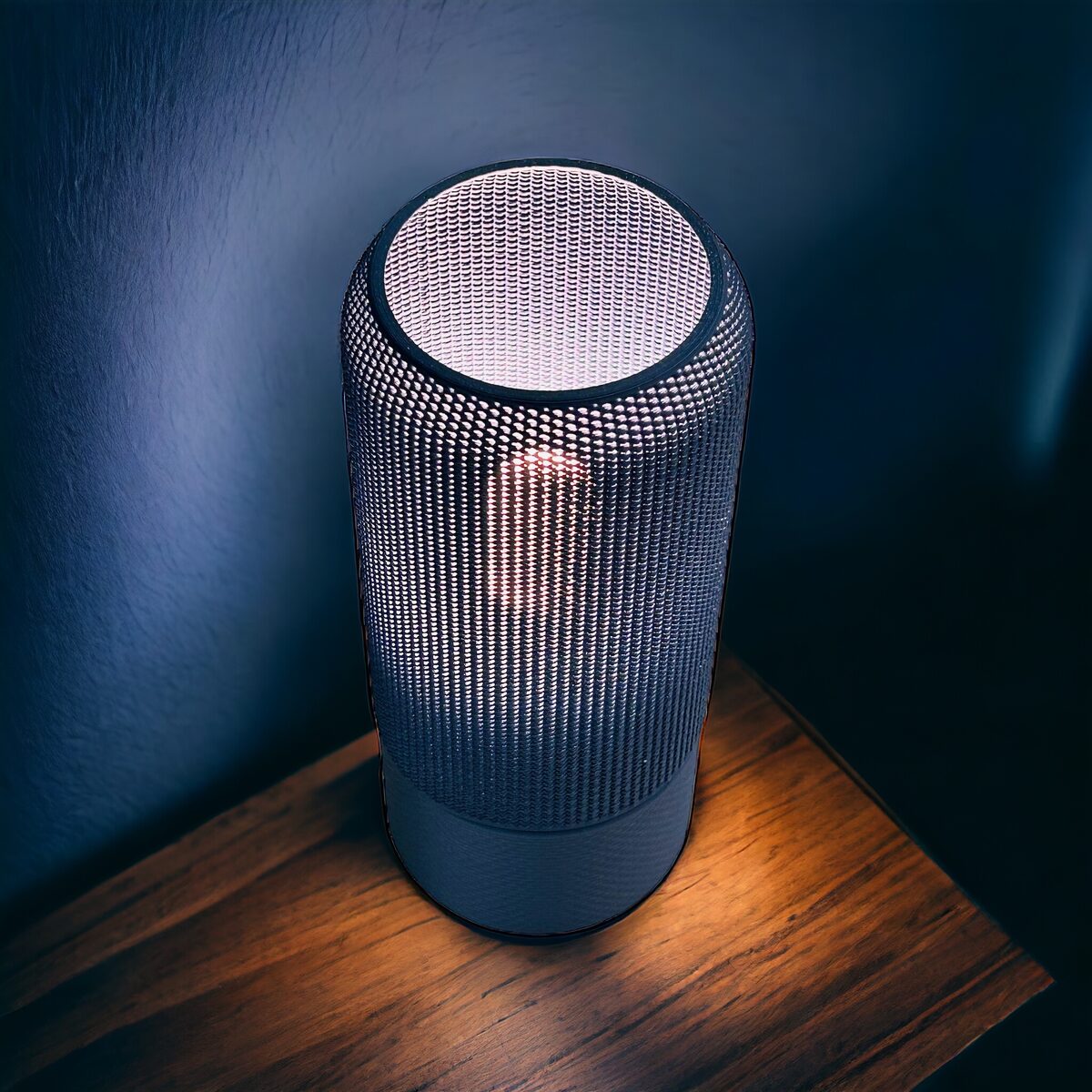 Tela Table Lamp