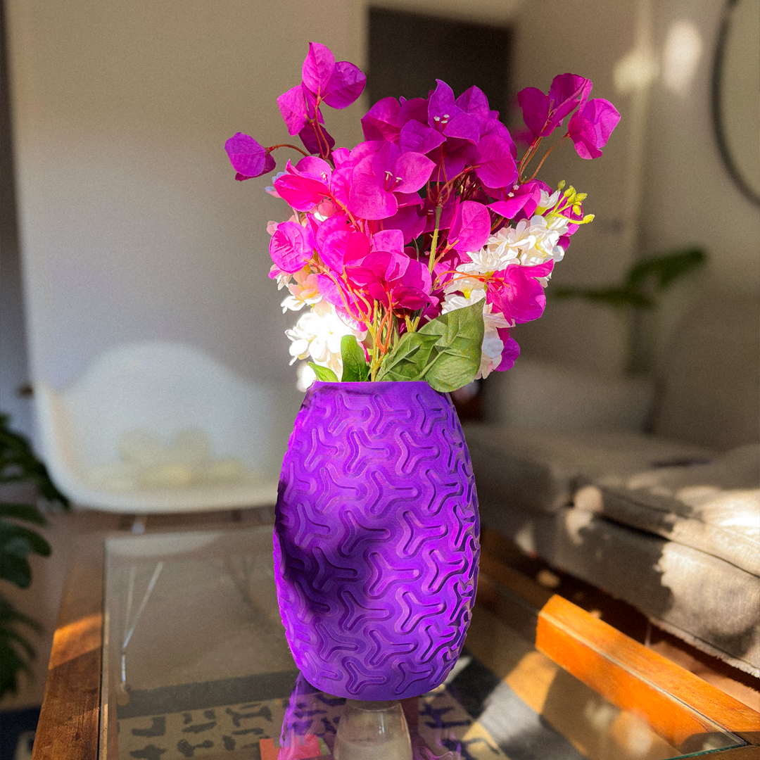Tryfoil Flower Vase