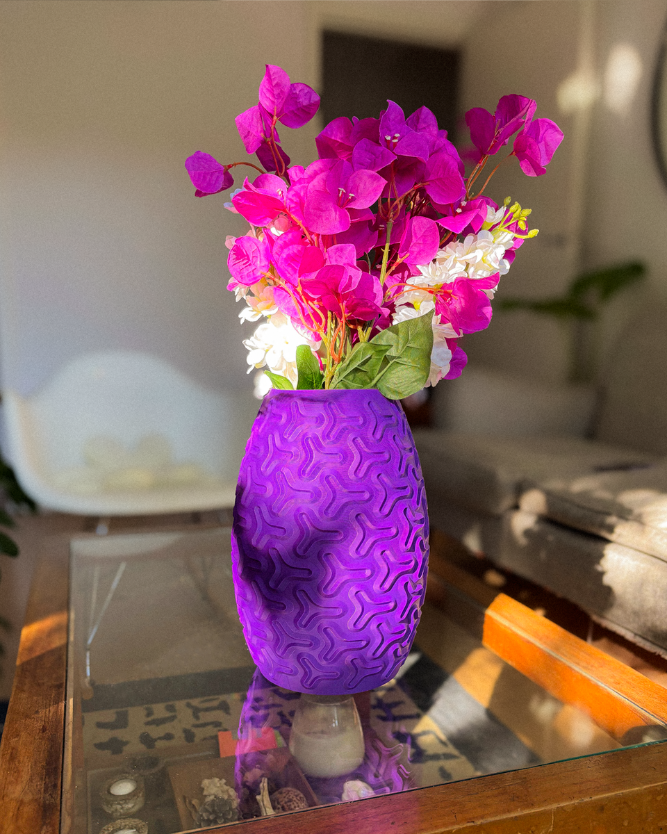 Tryfoil Flower Vase