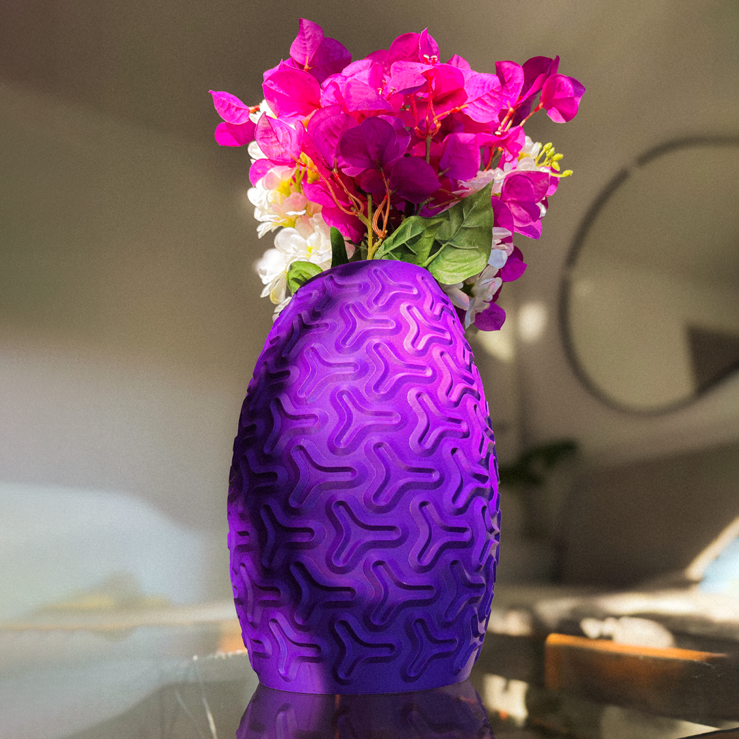 Tryfoil Flower Vase