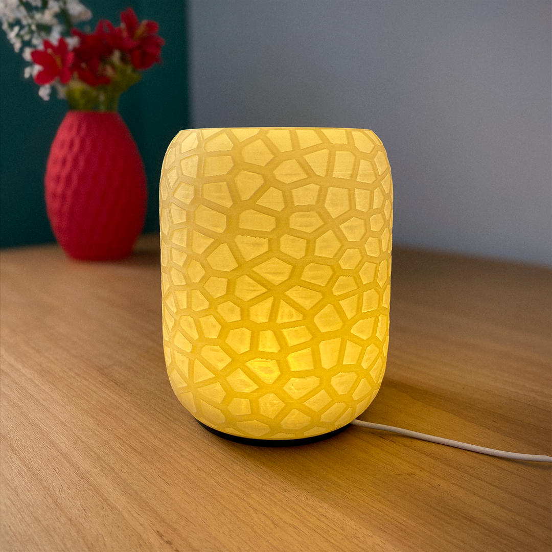 Voronoi Table Lamp