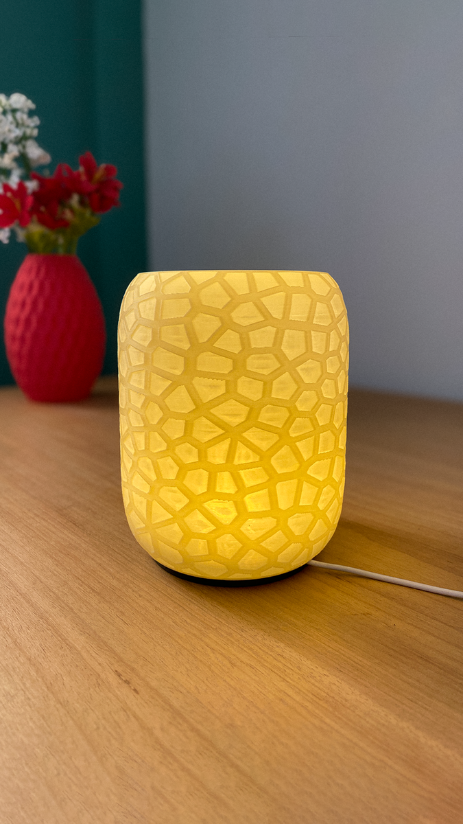 Voronoi Table Lamp