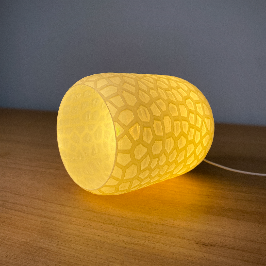 Voronoi Table Lamp
