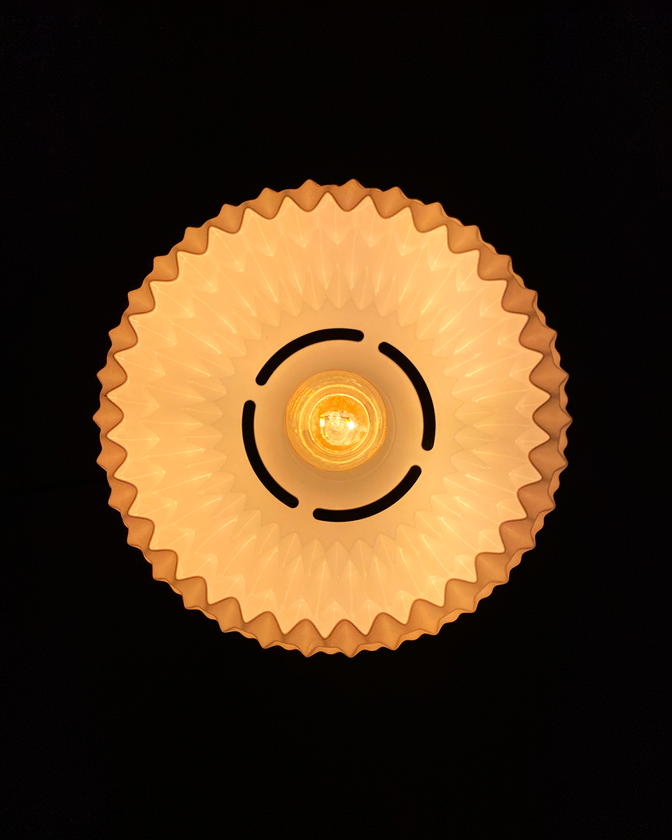 Wavy Pendant Lamp