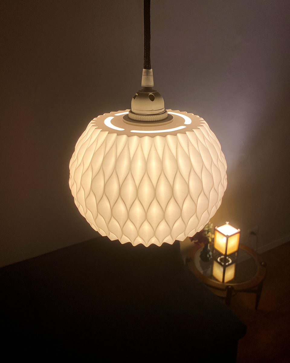 Wavy Pendant Lamp