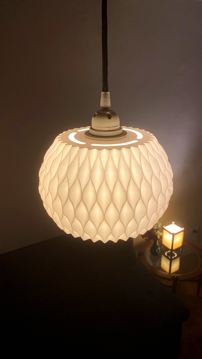 Wavy Pendant Lamp