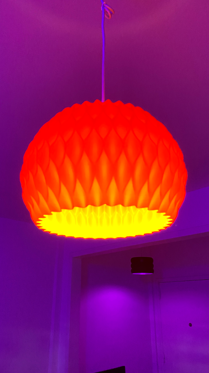 Wavy Pendant Lamp