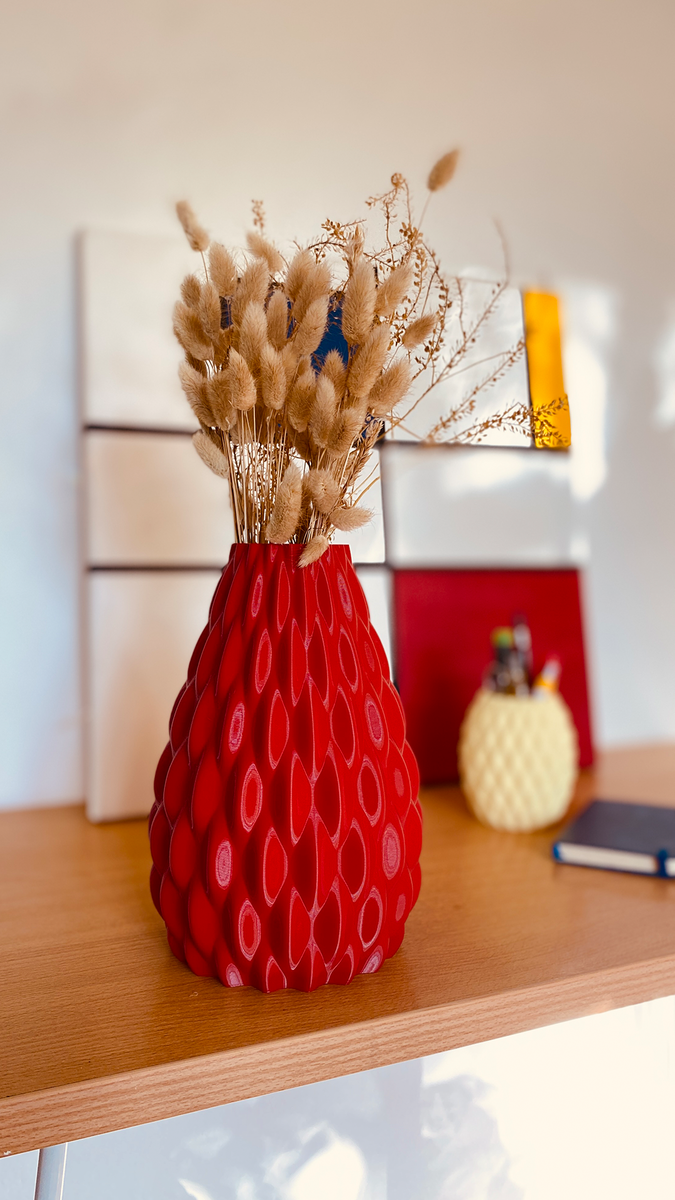 Wavy Flower Vase