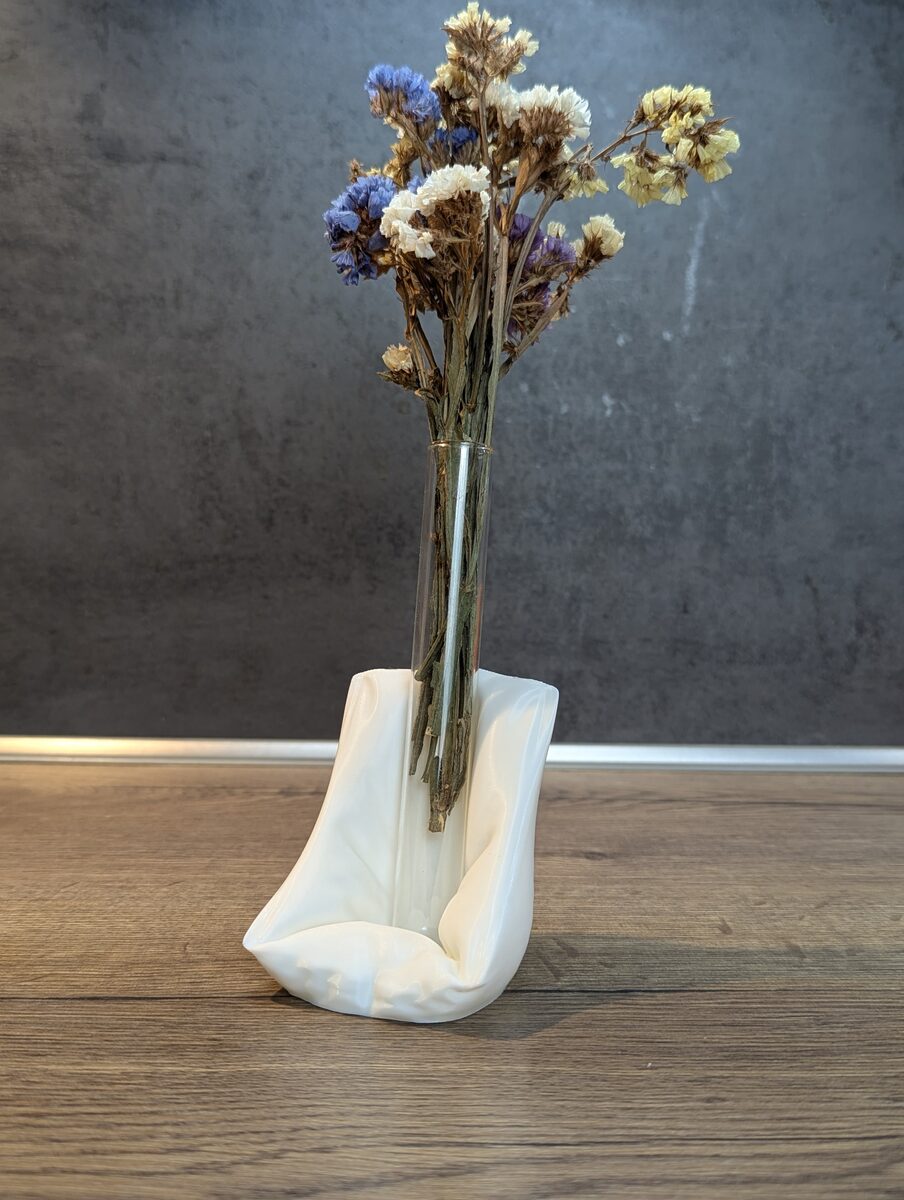 Cushioned Glass Bloom