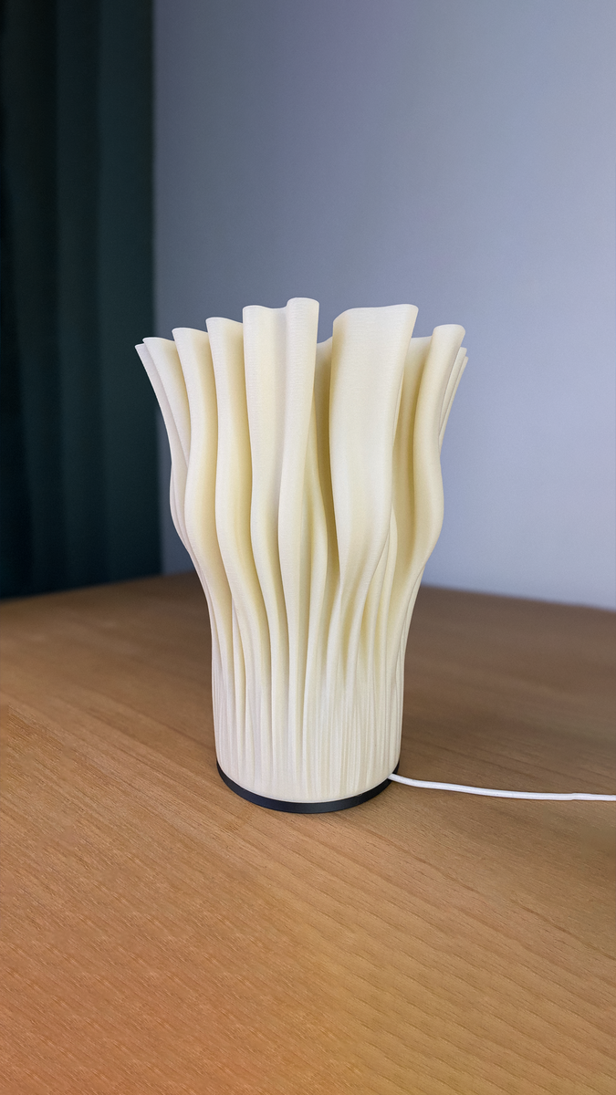 Zoan Table Lamp
