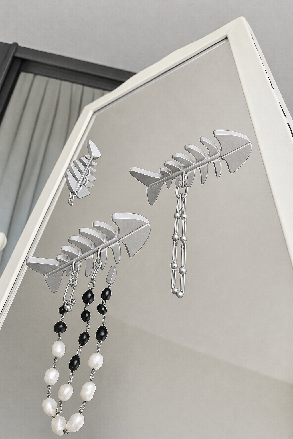 Fishbone Mirror Jewellery Hook