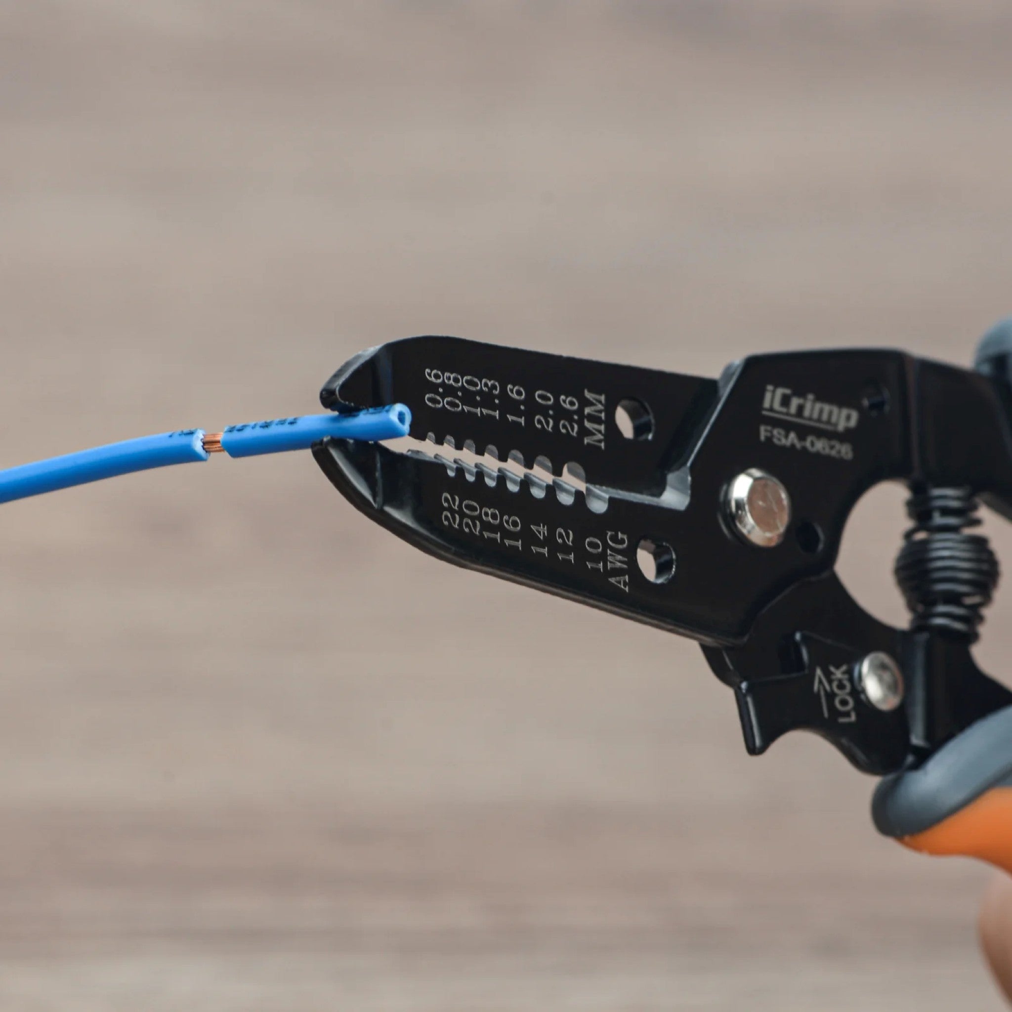 Iwiss FSA - 0626/B Wire Stripper - OzFDM